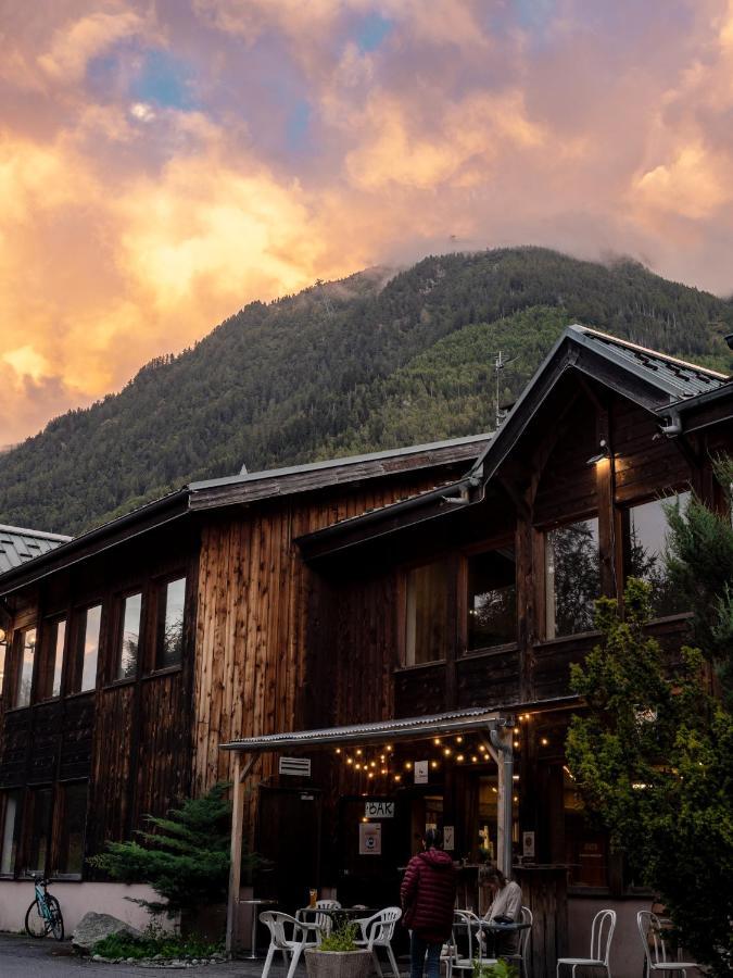 Auberge De Jeunesse Hi Σαμονί Εξωτερικό φωτογραφία