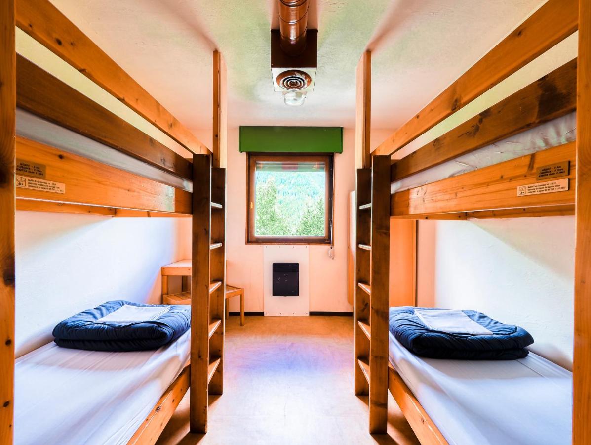 Auberge De Jeunesse Hi Σαμονί Εξωτερικό φωτογραφία