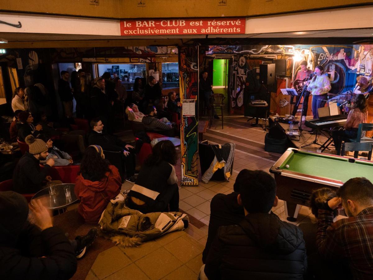 Auberge De Jeunesse Hi Σαμονί Εξωτερικό φωτογραφία