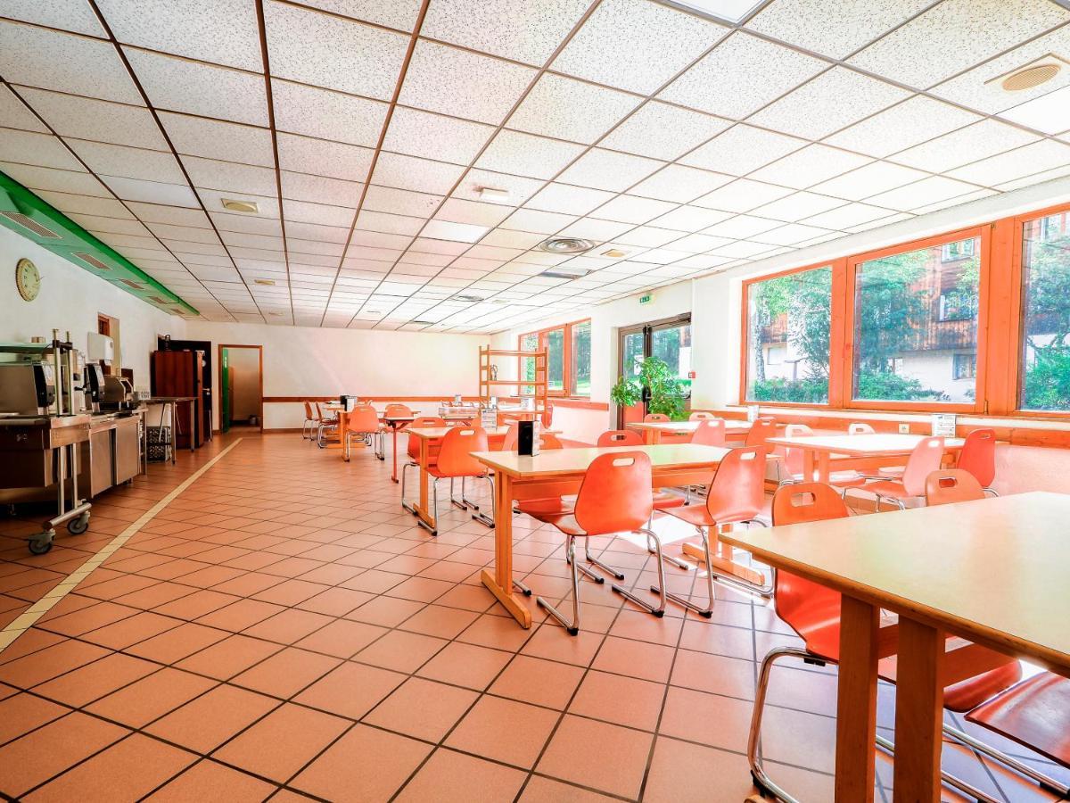 Auberge De Jeunesse Hi Σαμονί Εξωτερικό φωτογραφία