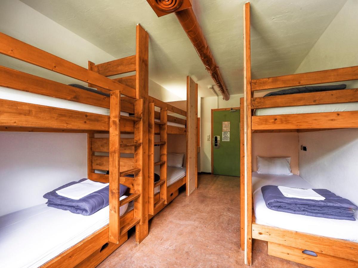 Auberge De Jeunesse Hi Σαμονί Εξωτερικό φωτογραφία